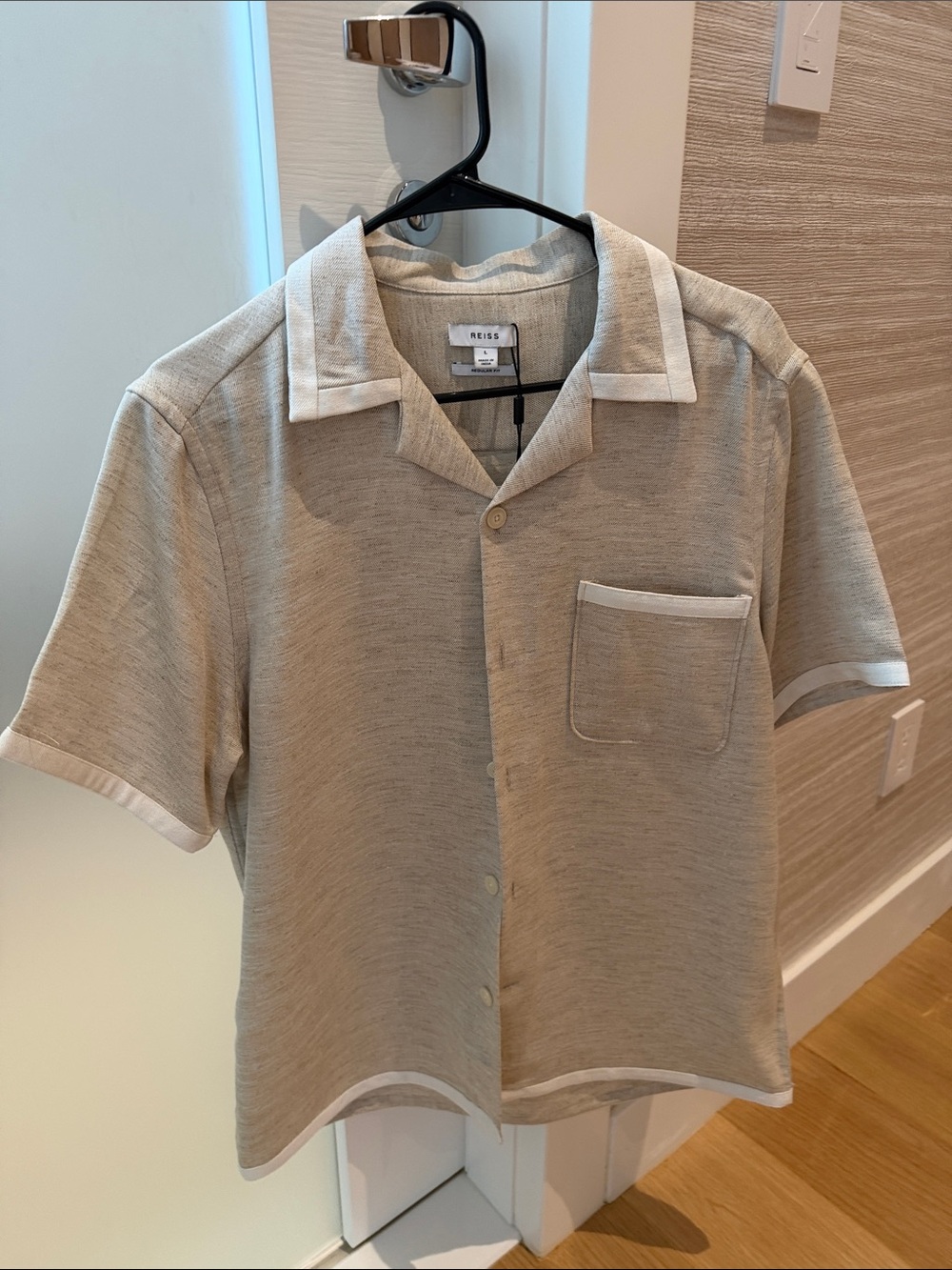 Reiss Short-Sleeve Camp Collar Shirt in Beige with White Trim
